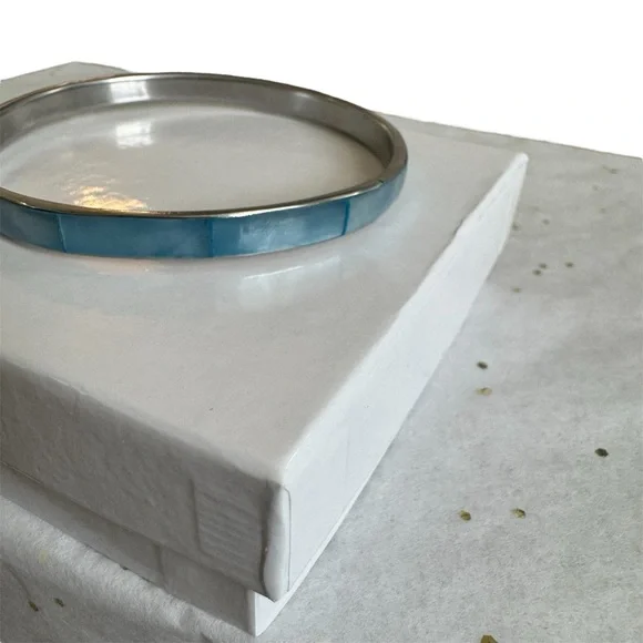 Bangle Bracelet. Silver Toned and Blue Mother of Pearl. - Picture 8 of 9